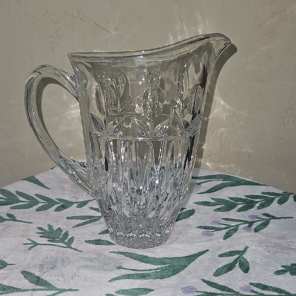 BLOCK 24% Crvstal Spring Tulip Cut Pitcher 32oz